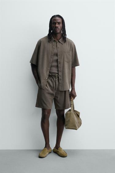 RELAXED FIT FLOWING BERMUDA SHORTS - mink brown by Zara
