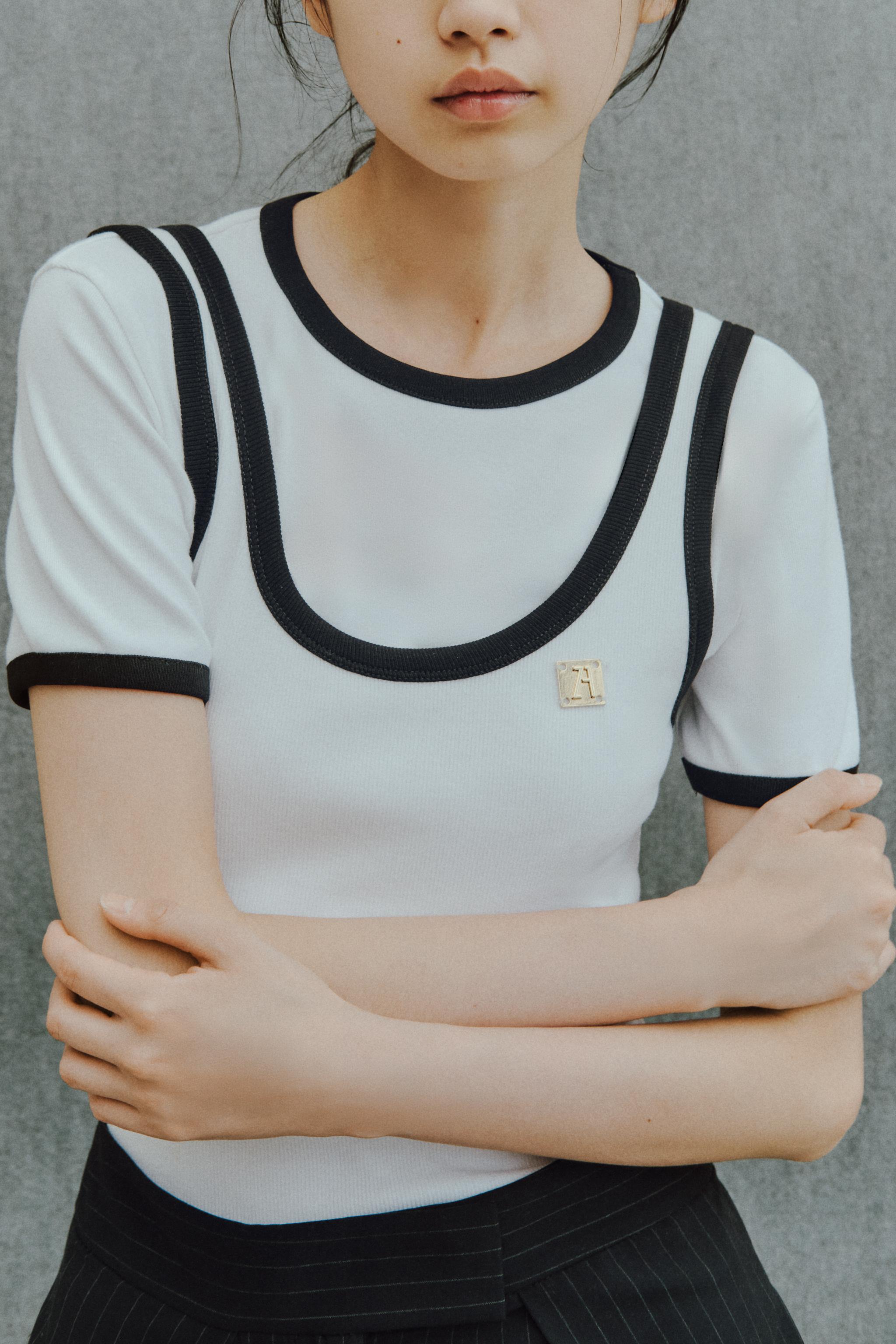 コントラストトリム ブローチ ZARA トップス - ホワイト | ZARA
