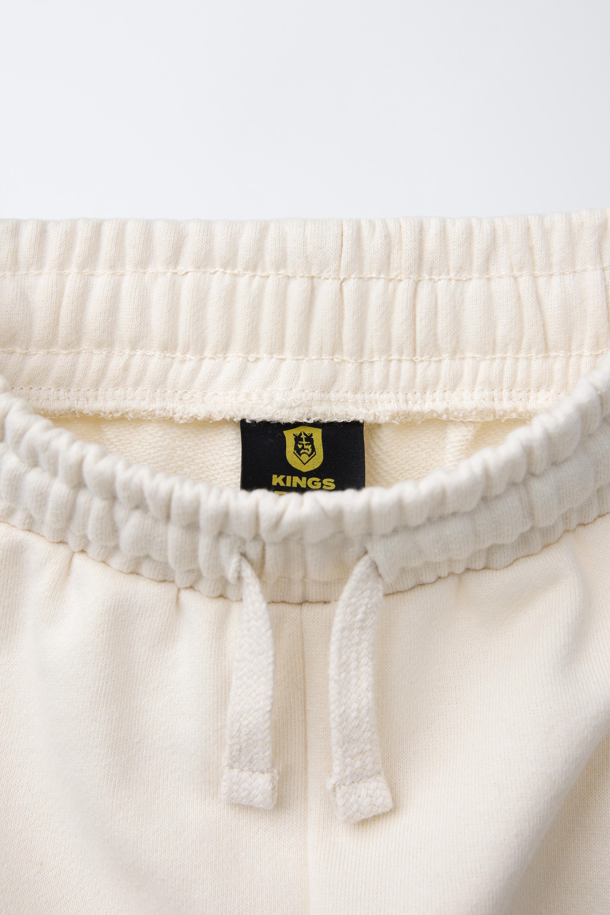 さらら KINGS LEAGUE © PLUSH SHORTS - Light beige | ZARA United States