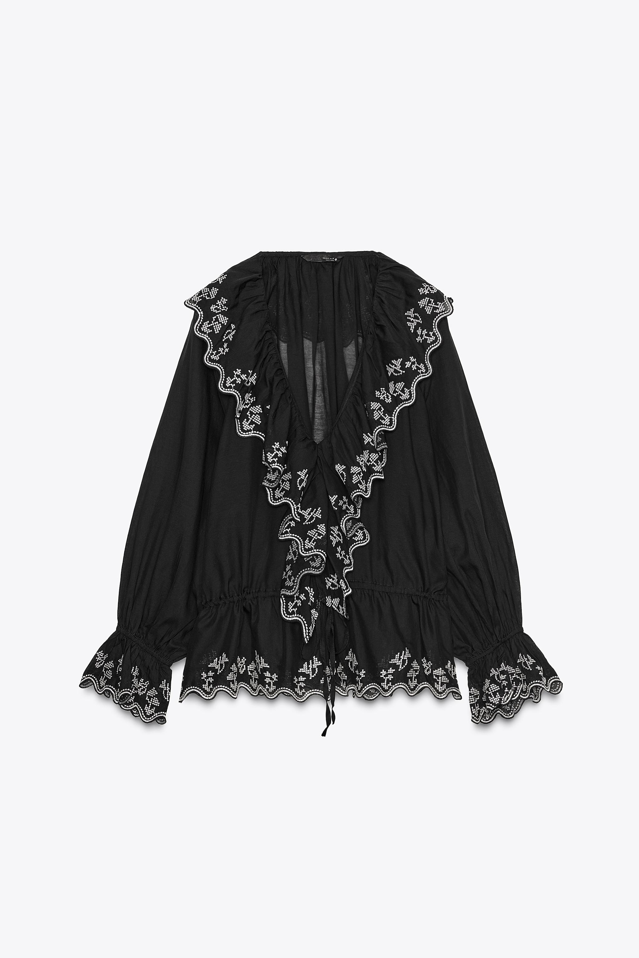 2WAY EMBROIDERY RUFFLE BLOUSE ブラック 82547107b_b_25_500.jpg