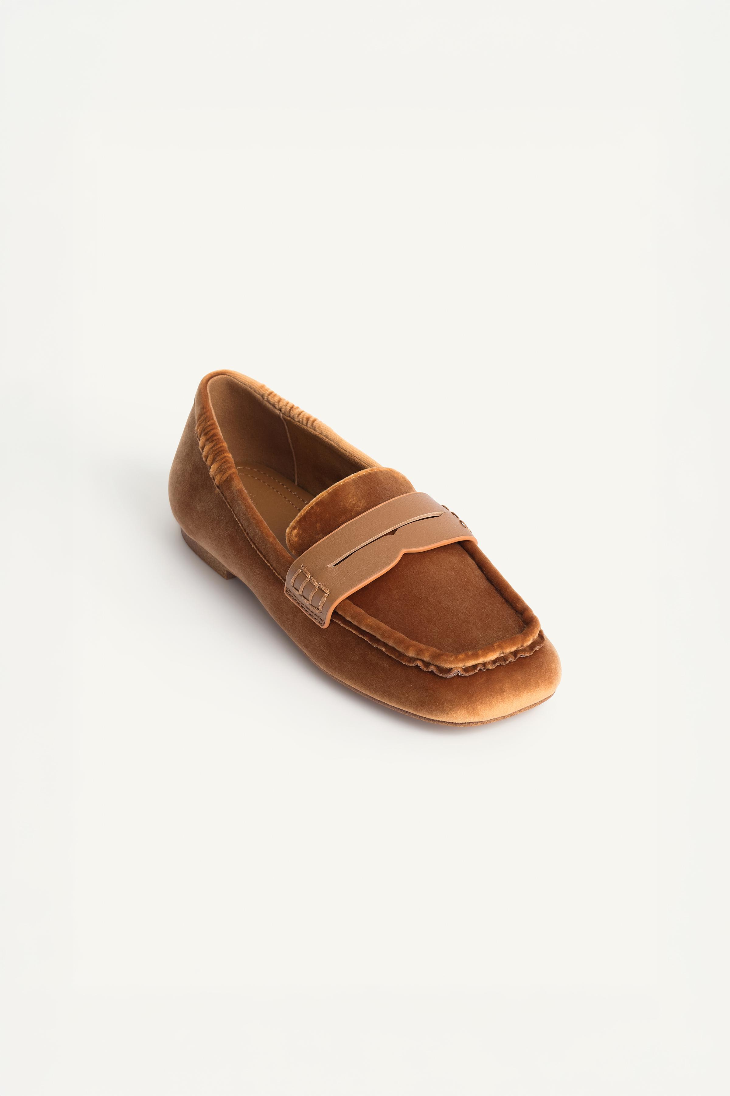 MOCASSINS EN VELOURS ÉDITION LIMITÉE