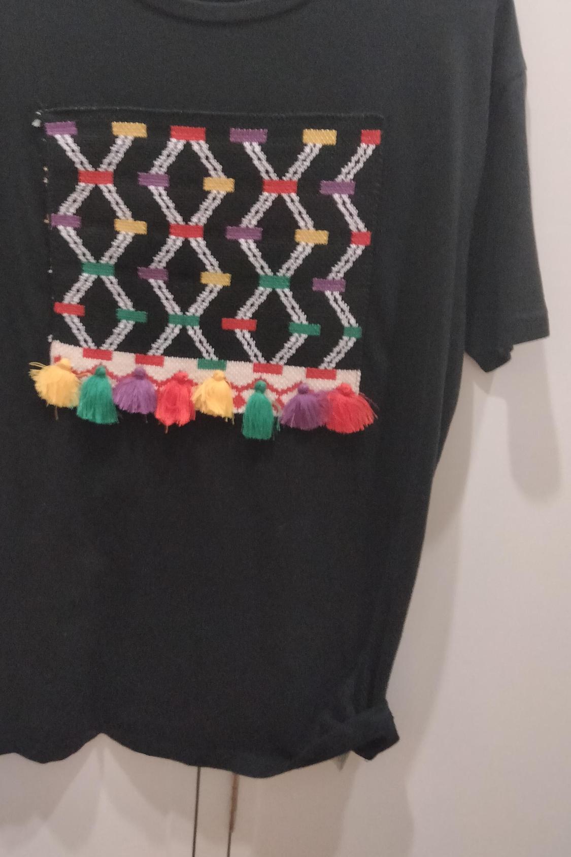 T-SHIRT WITH TRIBAL APPLIQUÉ
