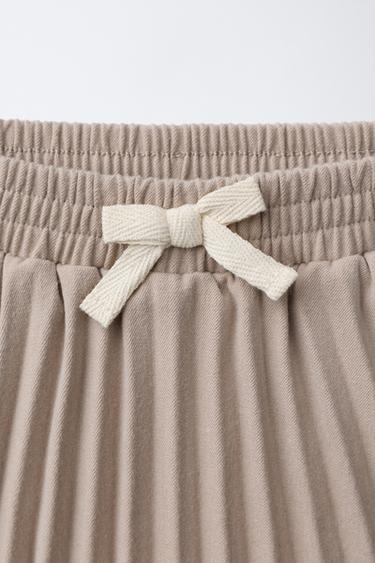 JUPE À PLIS PLATS - Écru de Zara - Image 2