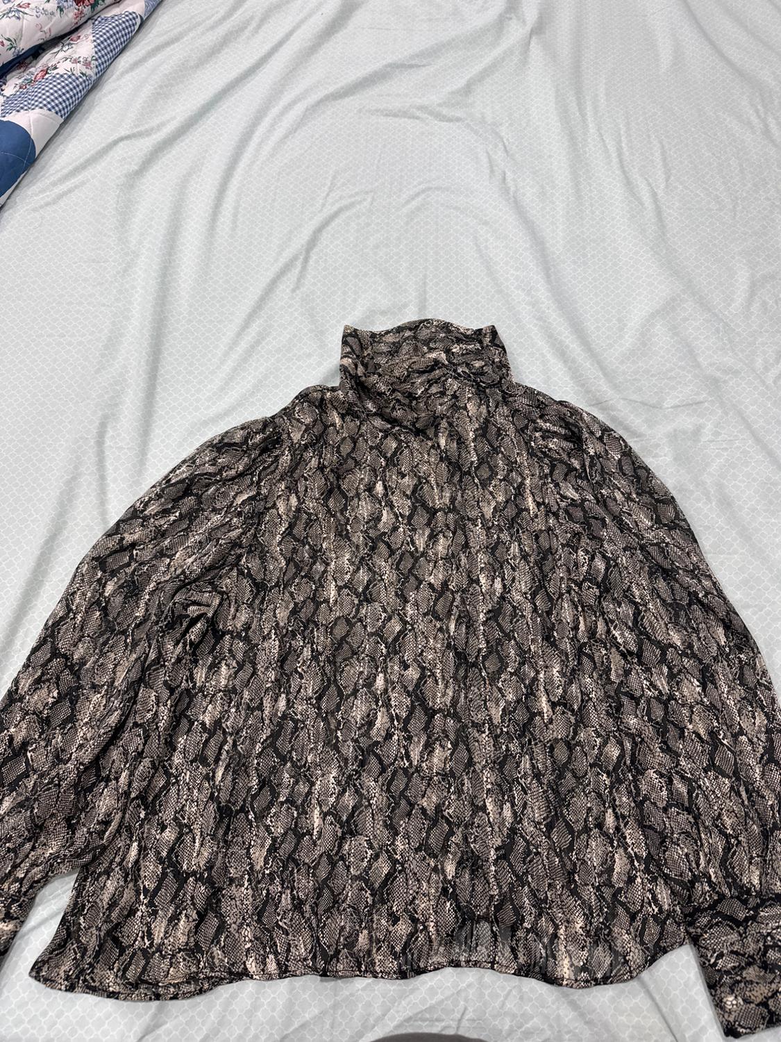 ANIMAL PRINT SHIRT