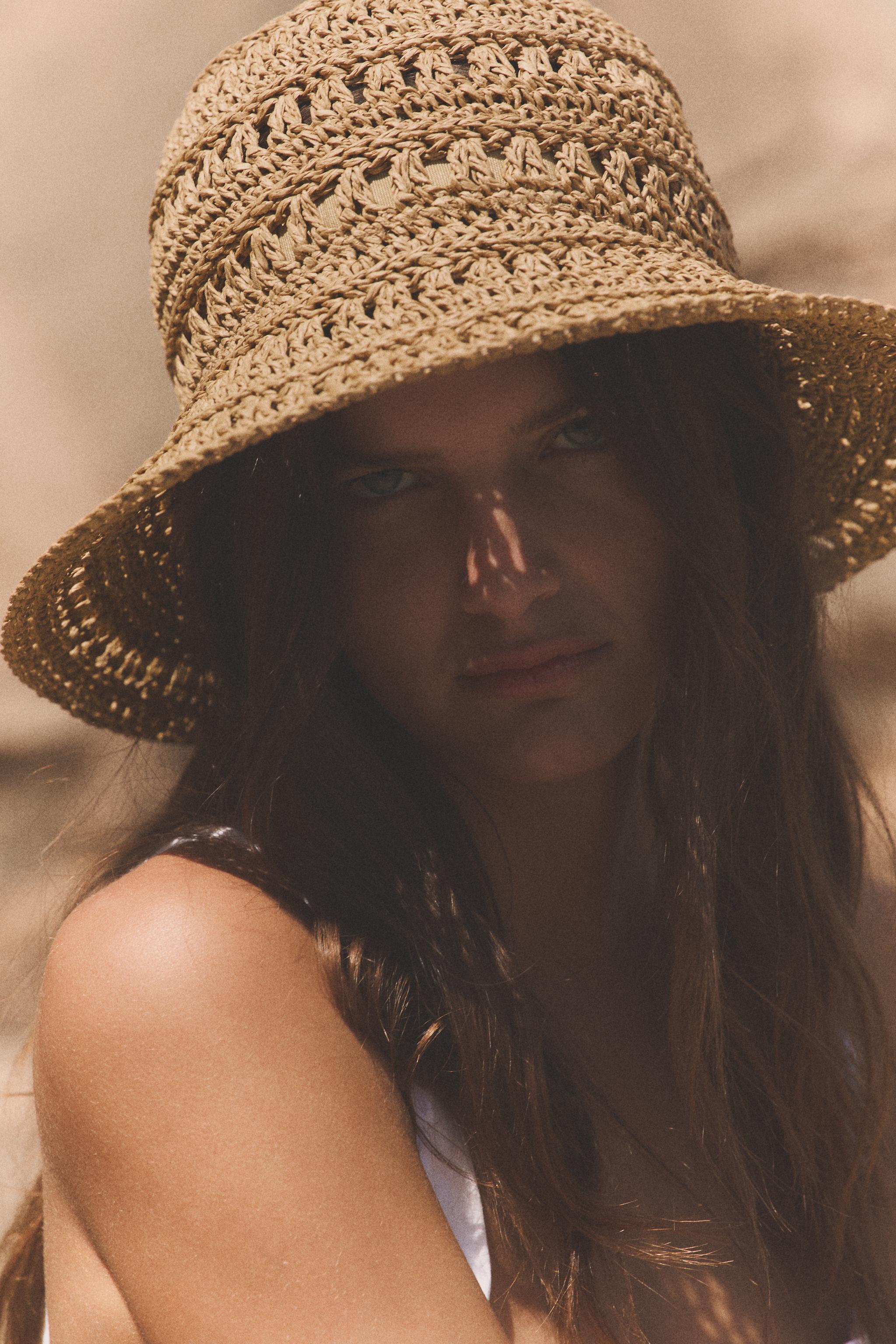BRAIDED PAPER HAT