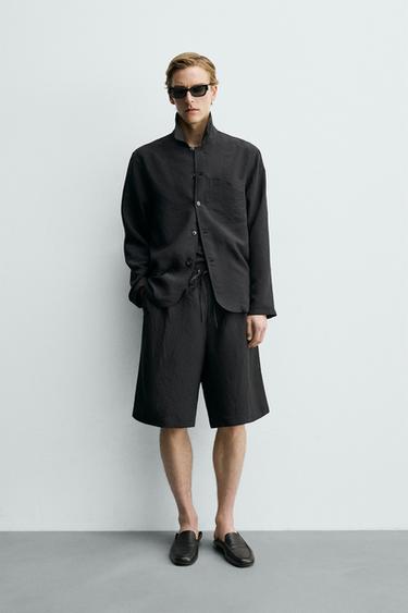 SOBRECAMISA FLUIDA JACQUARD RAYAS - Negro de Zara - Imagen 0