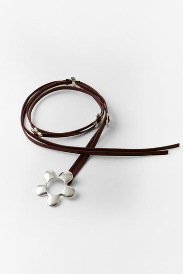 CEINTURE DOUBLE MATIÈRE SYNTHÉTIQUE FLEURS - Rouge foncé de Zara