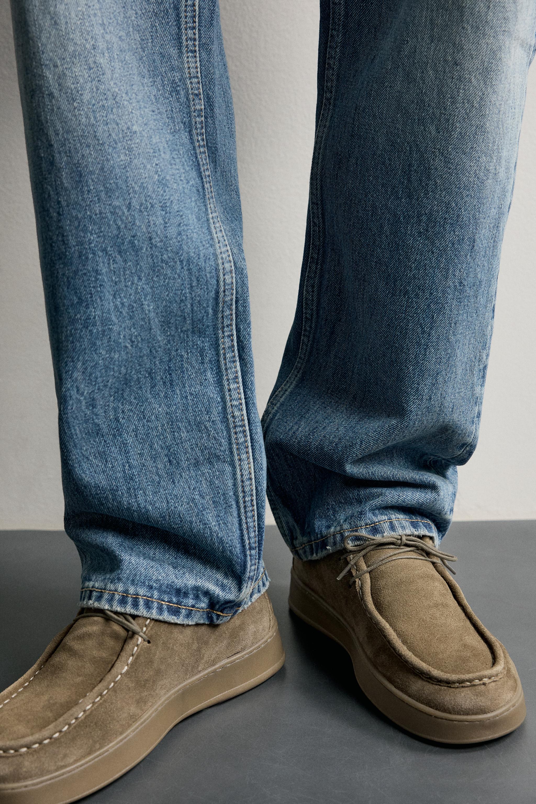 Leather shoes with piping