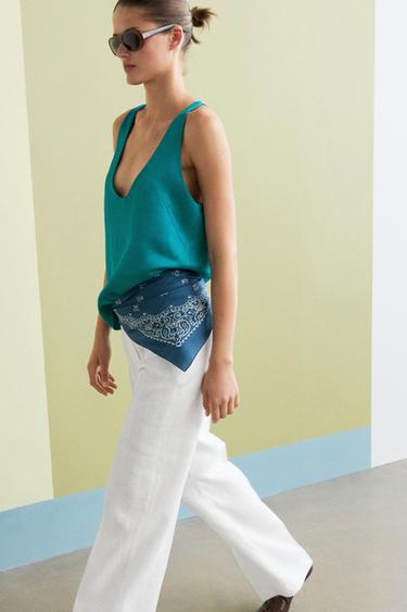 Top escote pico satinado mezcla lino - Turquesa oscuro de Zara