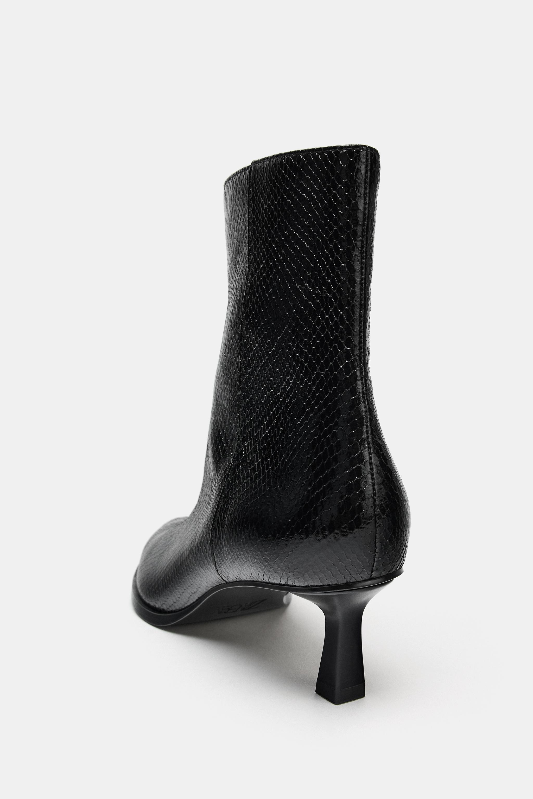 EMBOSSED HEELED ANKLE BOOTS - Black | ZARA United States display picture 2