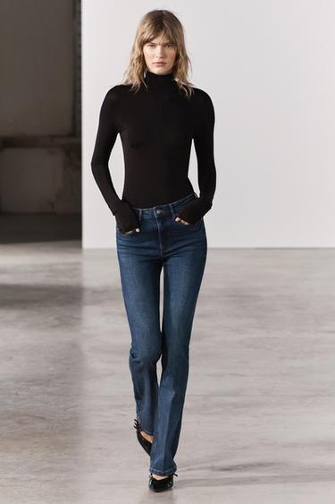 ZW COLLECTION BOOTCUT MID-RISE CONTOUR JEANS - Oʻrtacha koʻk Zara tomonidan - Tasvir 0