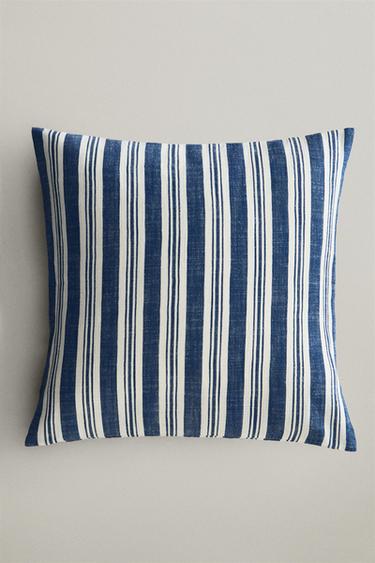 STRIPED CUSHION COVER – Kék a ZARA-tól