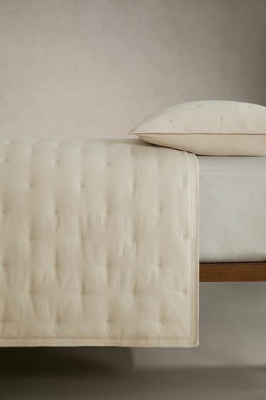 ÉDREDON MICROFIBRE - Beige clair de Zara - Image 2