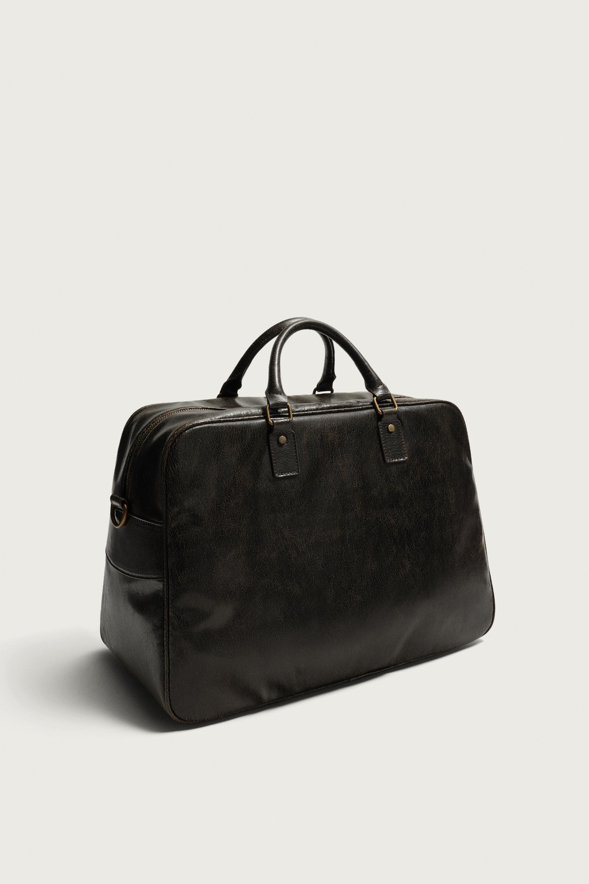 CRACKLED DUFFEL BAG