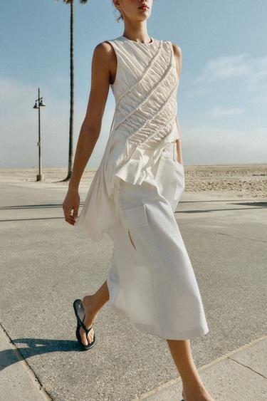 TOP FRUNCES ASIMÉTRICO - Blanco roto de Zara