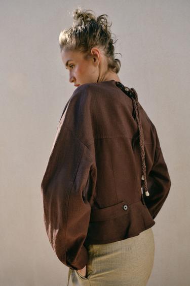 GILET CROISÉ AVEC LIN - Marron chocolat de Zara - Image 5