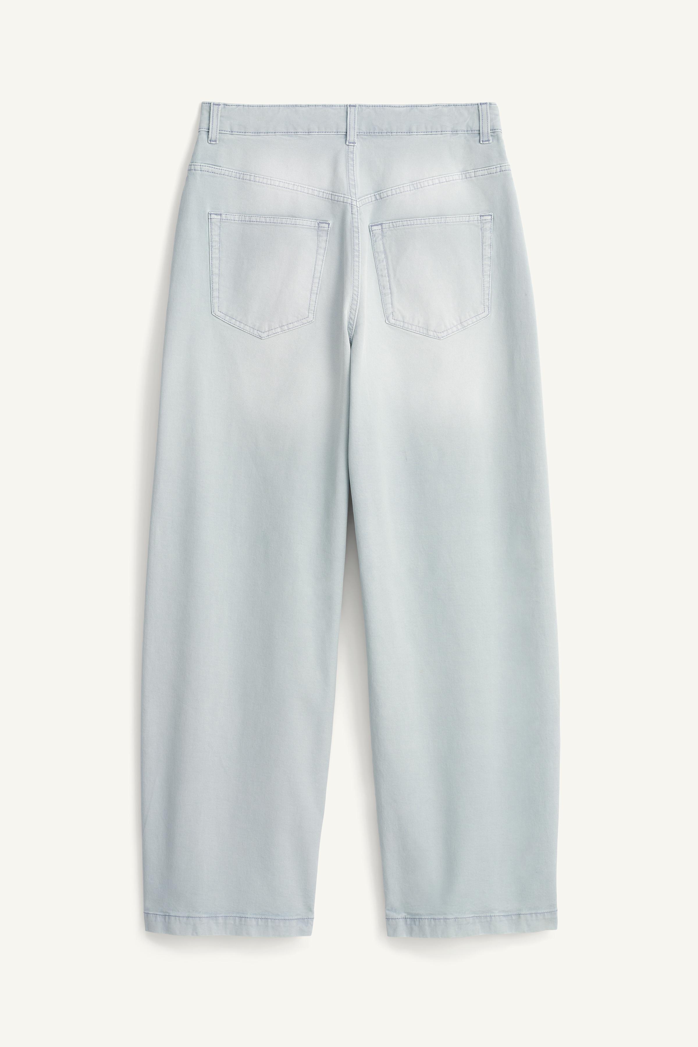 LIMITED EDITION STRAIGHT LEG JEANS