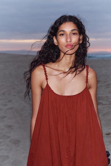 فستان بحمالات OVERSIZE - بورجندي الخاص بـ Zara