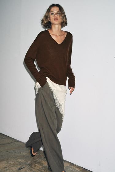 100% EXTRA-SOFT WOOL V-NECK JUMPER - Brown by Zara