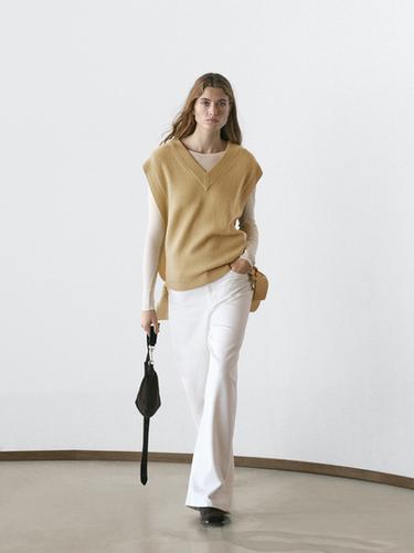 Zara V-neck bib with tie details - Green - Image 0