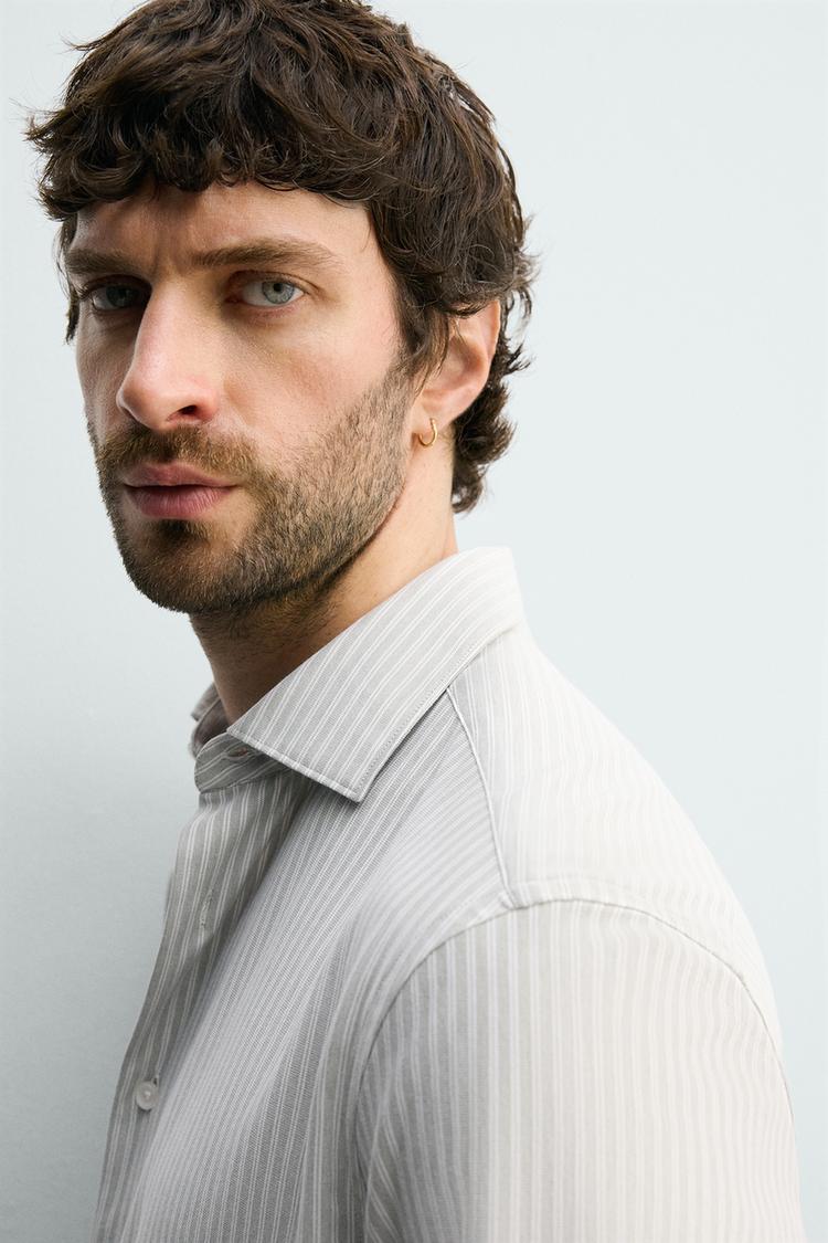 Camisa de corte regular 5