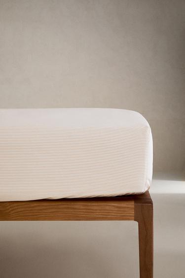 CHILDREN'S STRIPED FITTED SHEET - Pink by Zara
