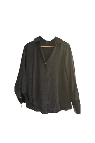 CAMISA NEGRA SATINADA