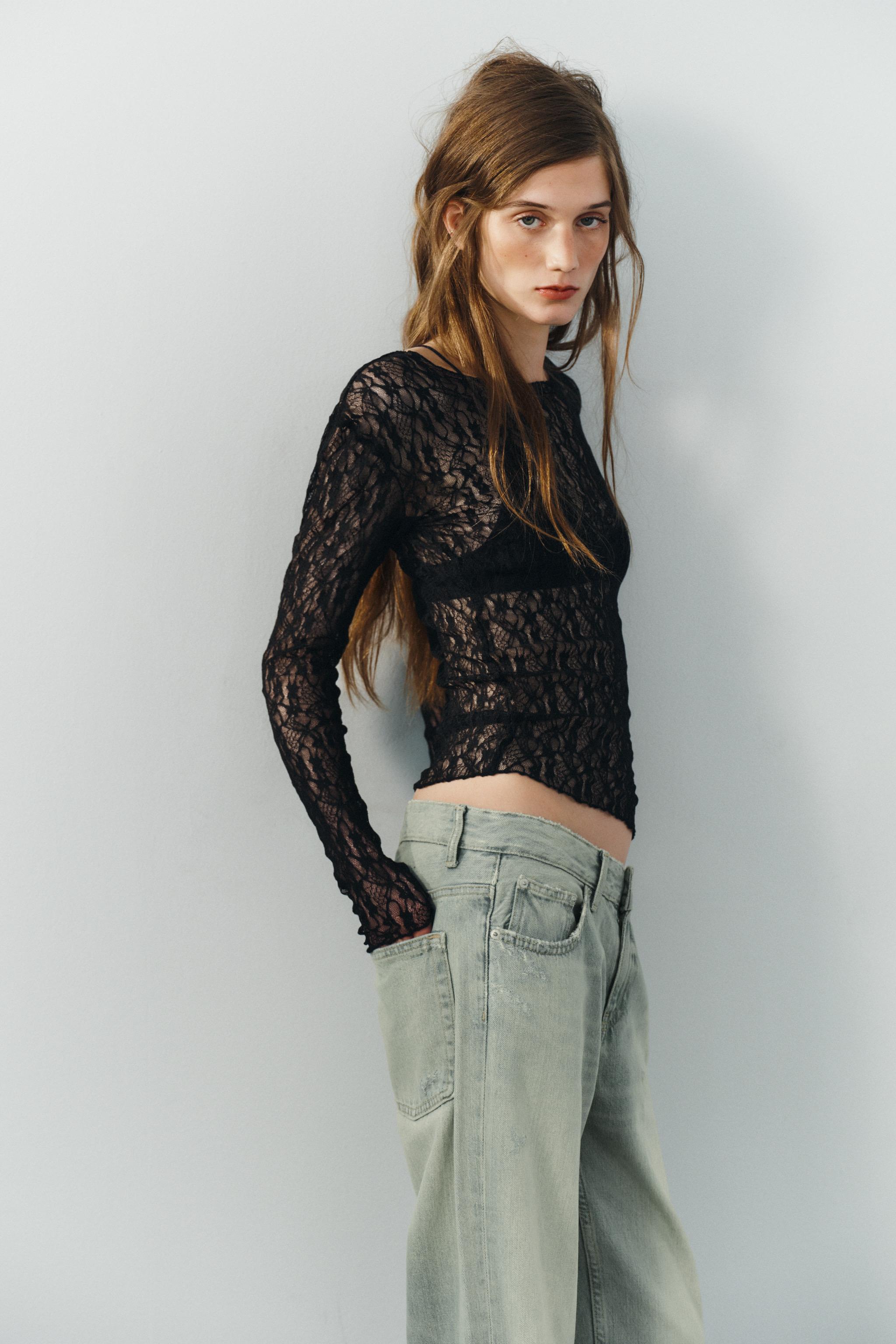 LACE TOP — Black