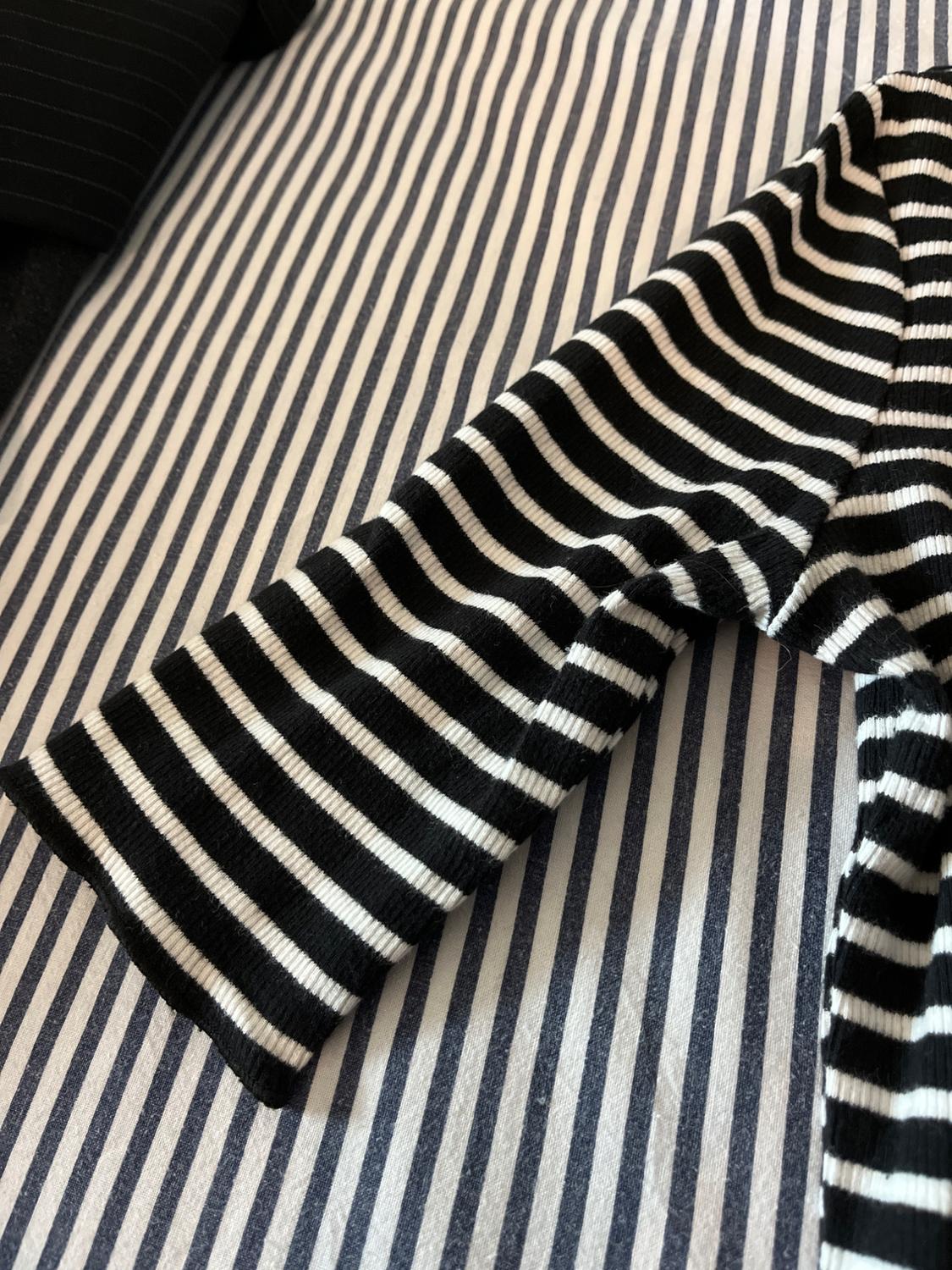 RIBBED HIGH NECK T-SHIRT - Image 6