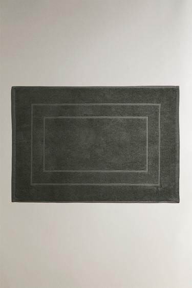 NON-SLIP COTTON BATH MAT - Dark grey by Zara - Image 0