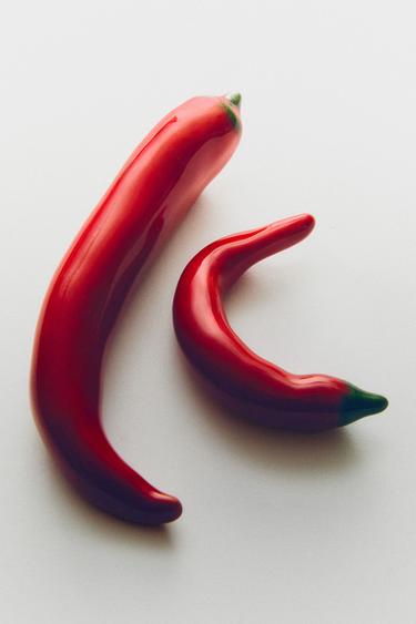 CERAMIC CHILI PEPPERS (PACK OF 2) — Red 1