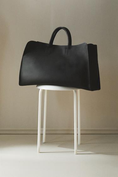 LEATHER TOTE BAG - Black by Zara