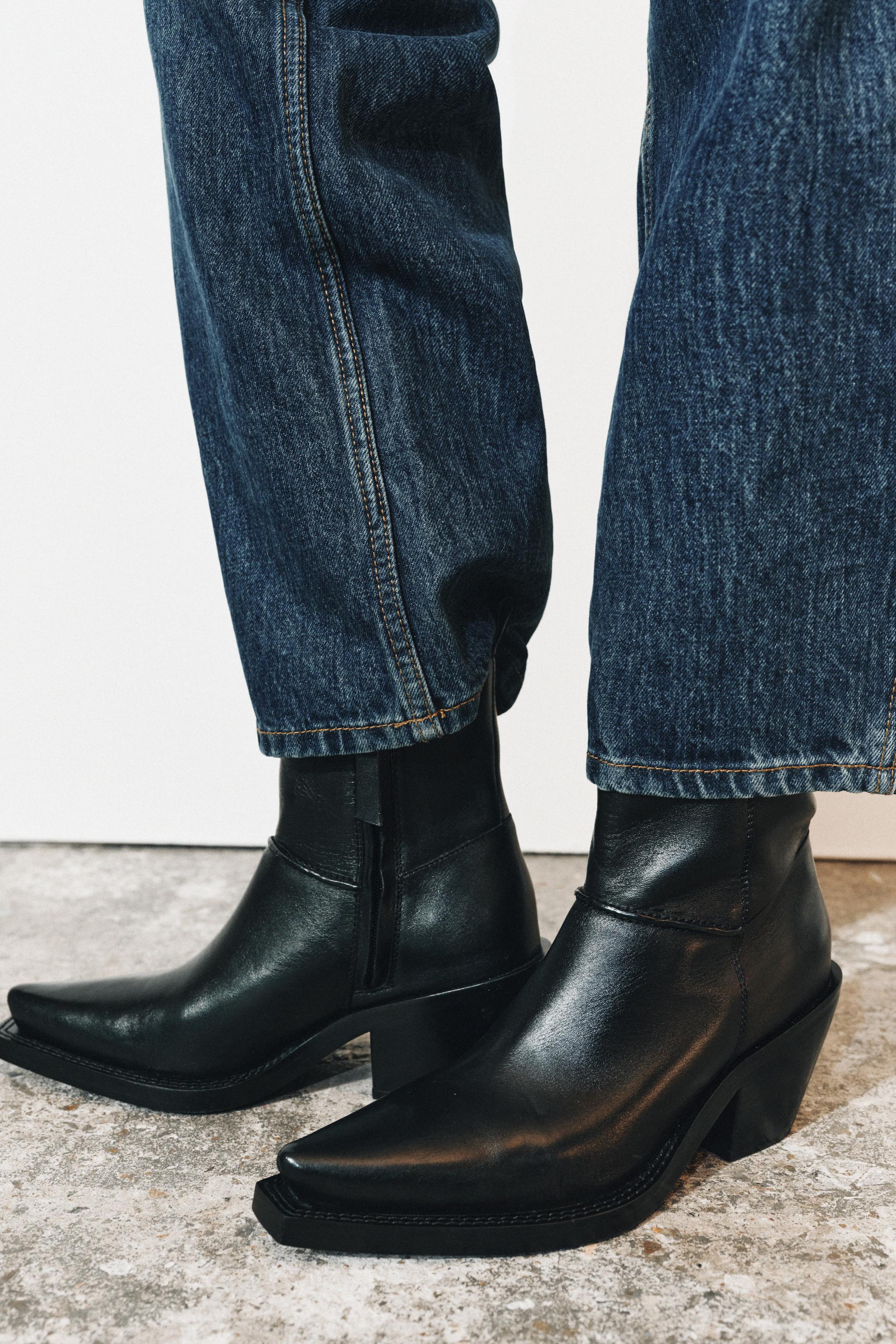 BOTTINES COW-BOY EN CUIR