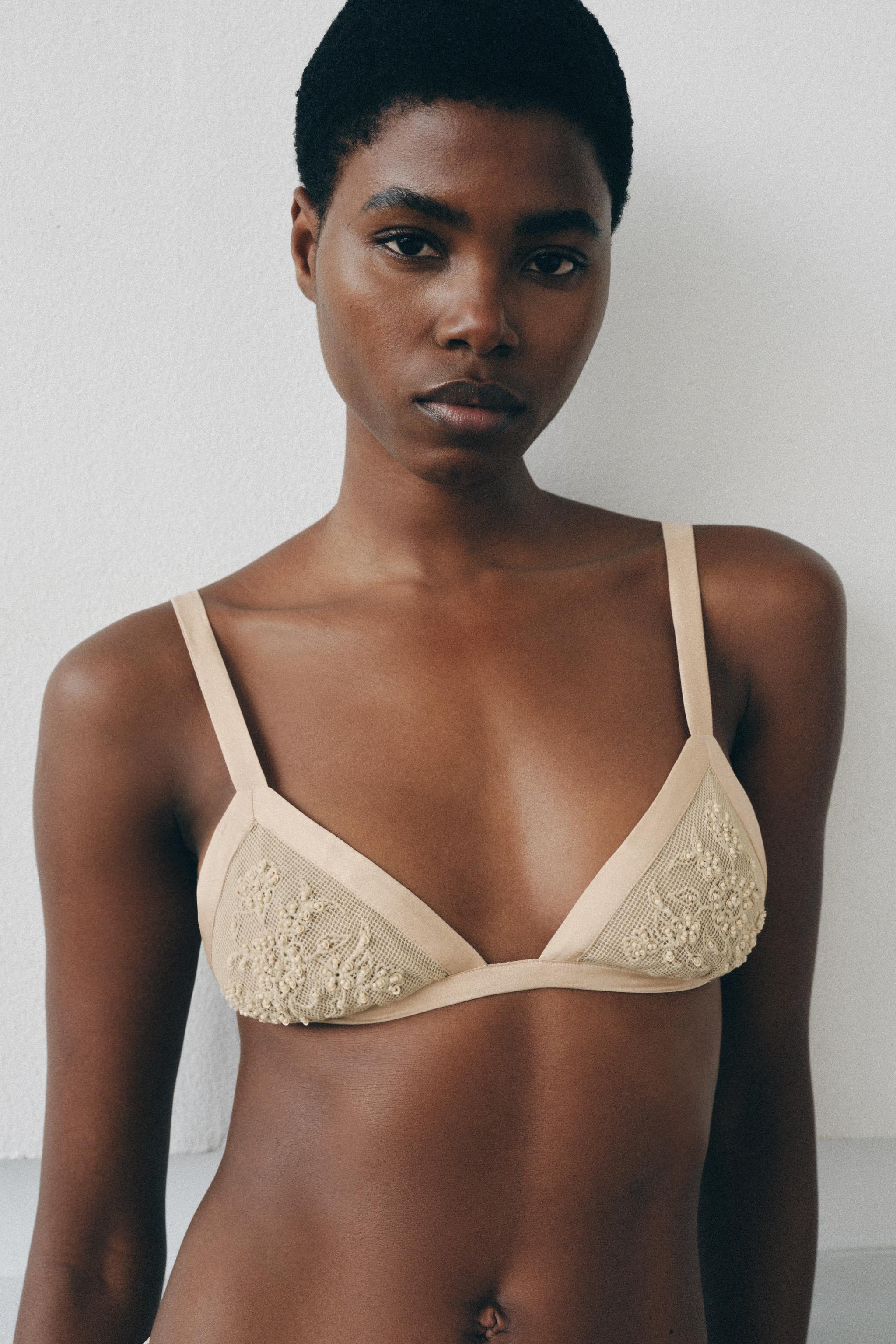 BEADED LACE TRIANGLE BRA — Light pink