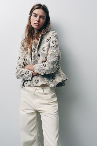 FLORAL TEXTURED KNIT BLAZER - Ecru / Black by Zara