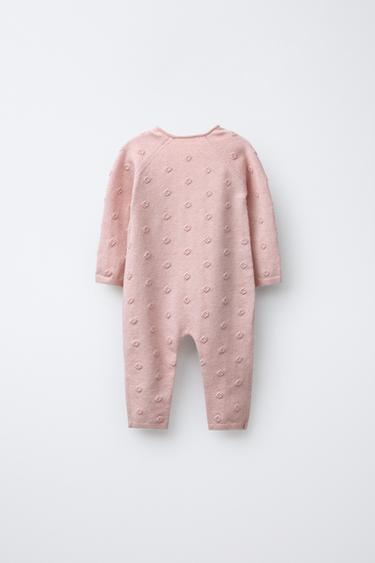 KOMINOSHE TË GJATA ME THURJE DHE LULE TË QËNDISURA - Rozë e lehtë nga Zara