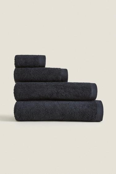 PLAIN COTTON TERRY BATH TOWEL (500 GXM²) - Black by Zara