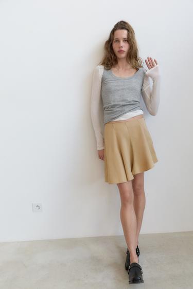 FALDA MINI ASIMÉTRICA - Tostado de Zara