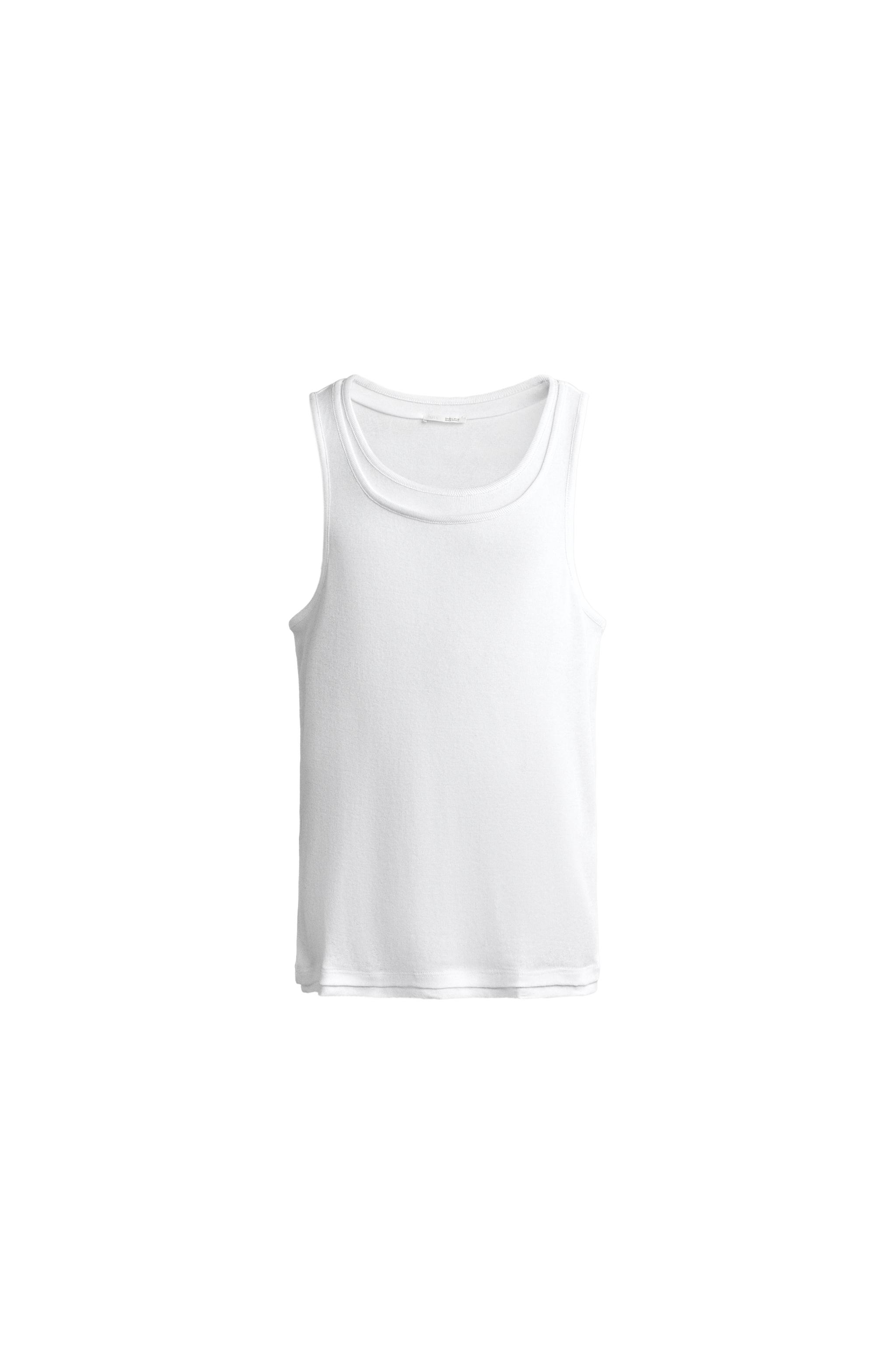 CAMISETA TANK ACABADOS DOBLES