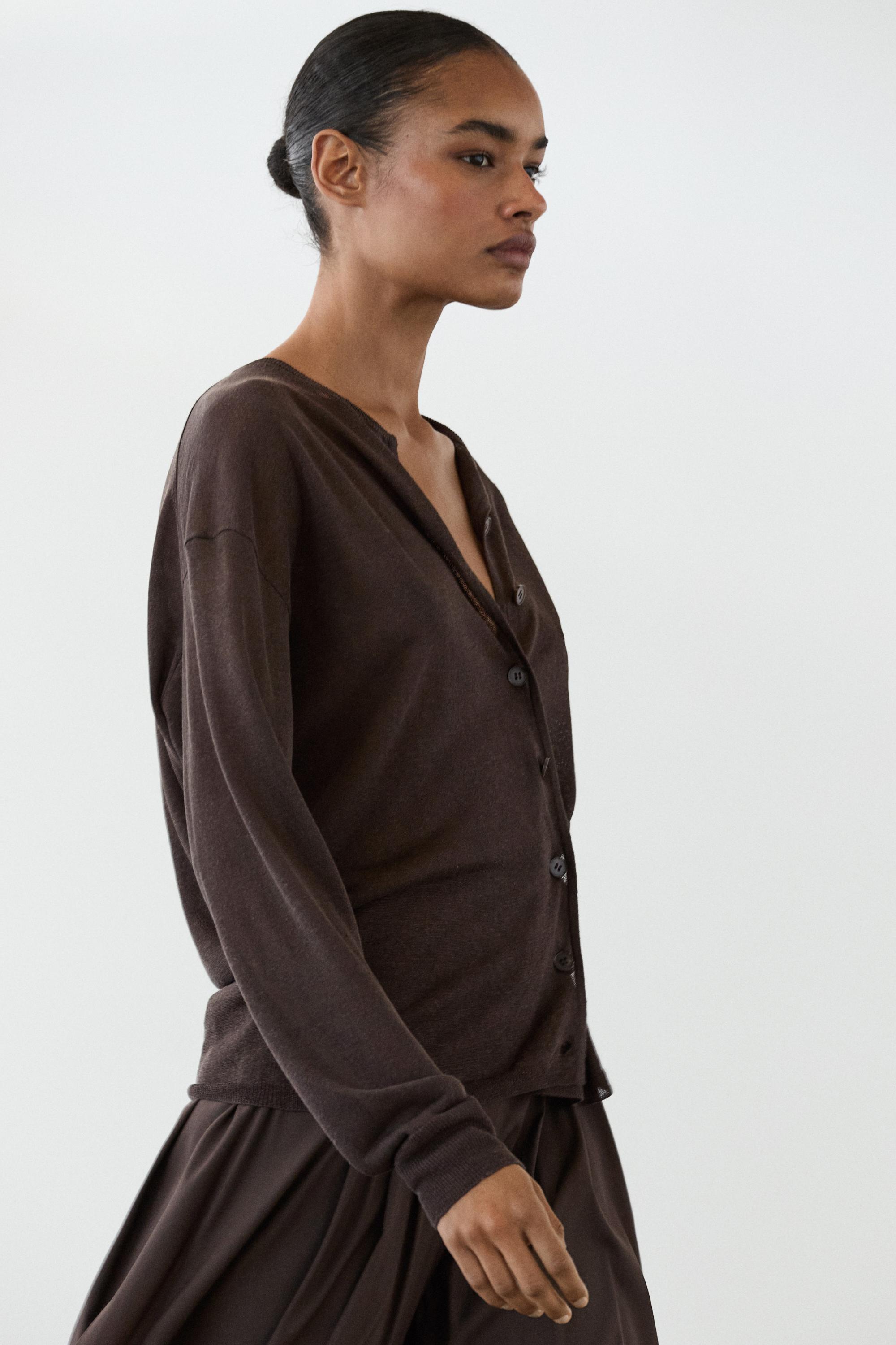 Cardigan boutonné en mélange de lin