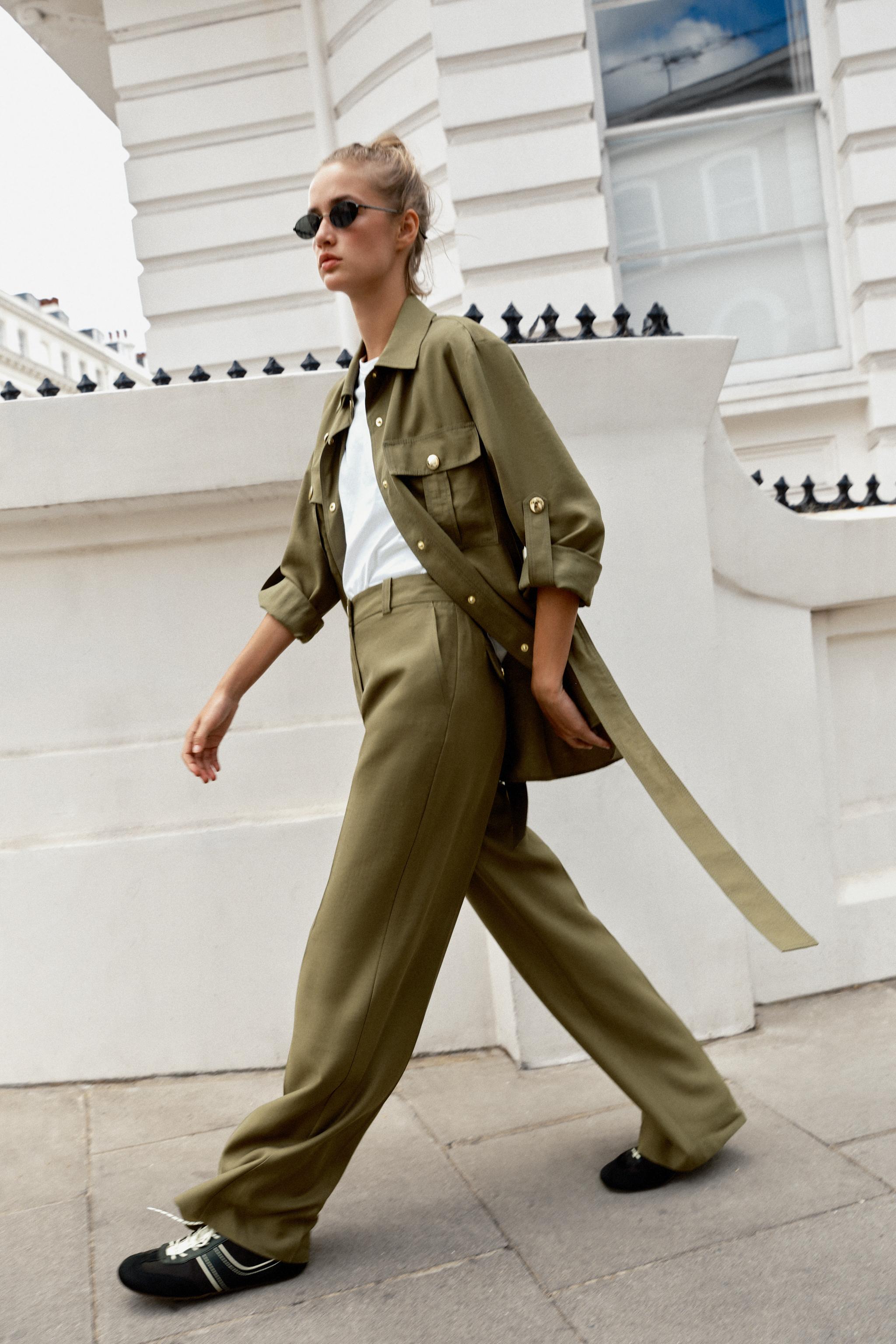 HIGH-RISE STRAIGHT-LEG TROUSERS