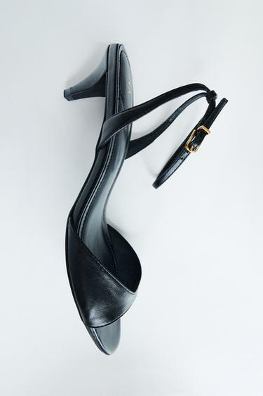 ТОБЫҚ БАУЫ БАР ОРТАША ӨКШЕЛІ САНДАЛ - Қара Zara компаниясынан