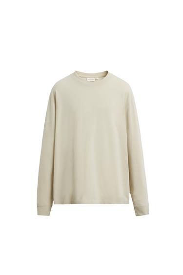 T-SHIRT MIT LANGEN ÄRMELN - Beige von Zara