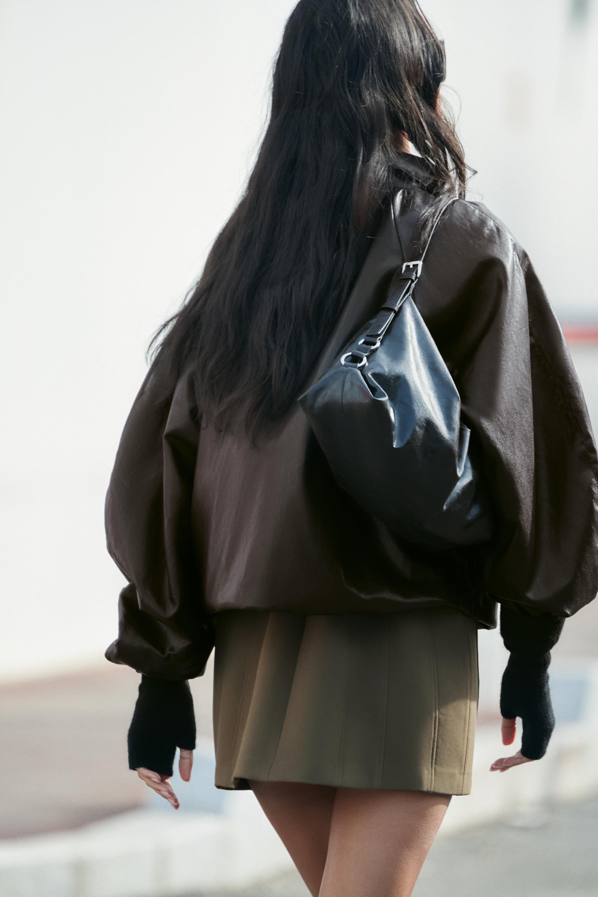 TECHNICAL FABRIC GATHERED JACKET