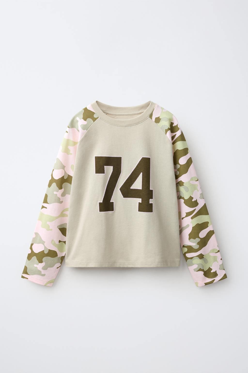 PRINTED RAGLAN SLEEVE T-SHIRT