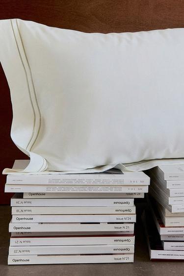 PILLOWCASE WITH TWO EMBROIDERED DETAILS - Light green by Zara - Image 4