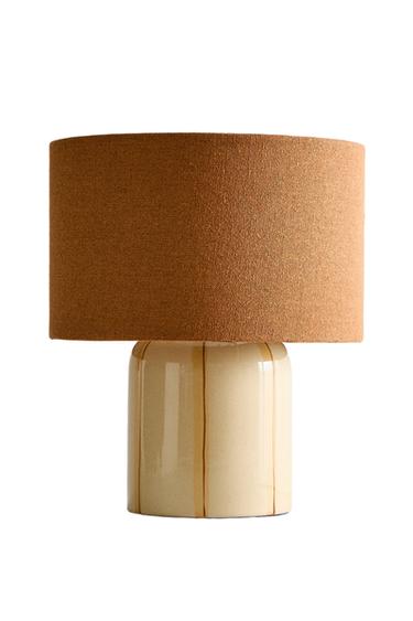 LÁMPARA MESA RAYAS - Terracota de Zara