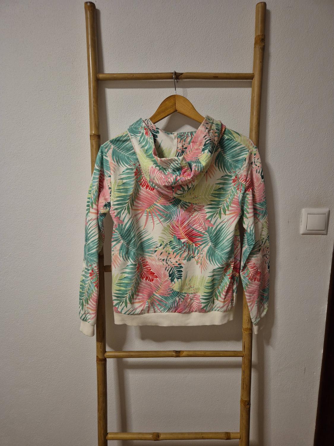 LEAF PRINT PLUSH HOODIE - Image 2
