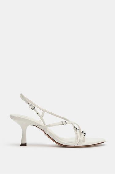 SANDALIA TACÓN HEBILLAS - Blanco de Zara - Imagen 0