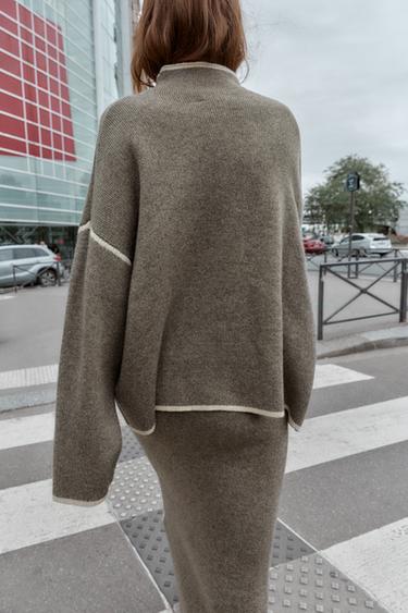 PULL EN MAILLE AVEC LISERÉS EN CONTRASTE - Gris taupe de Zara - Image 3